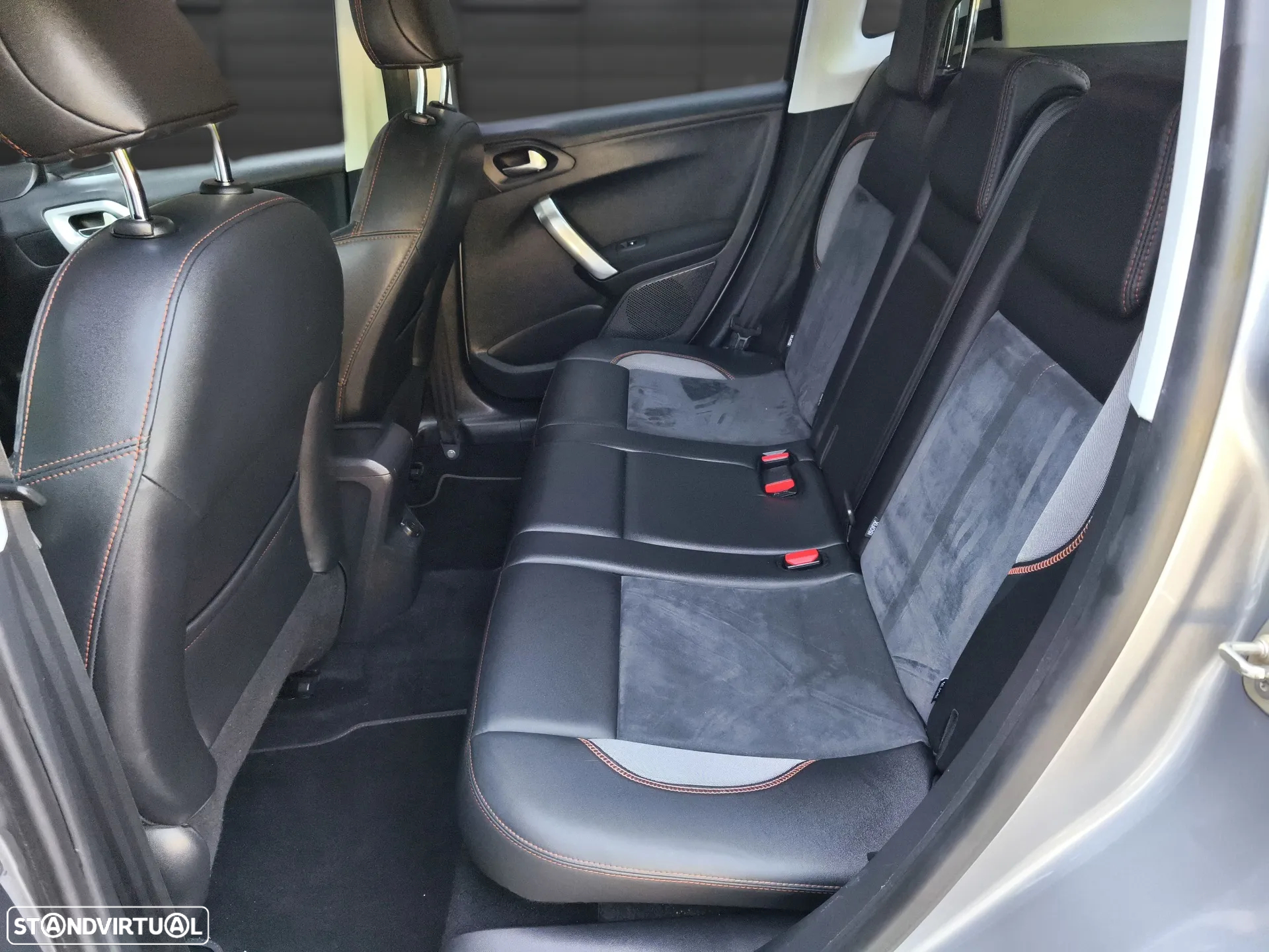 Peugeot 2008 1.2 PureTech Crossway - 9
