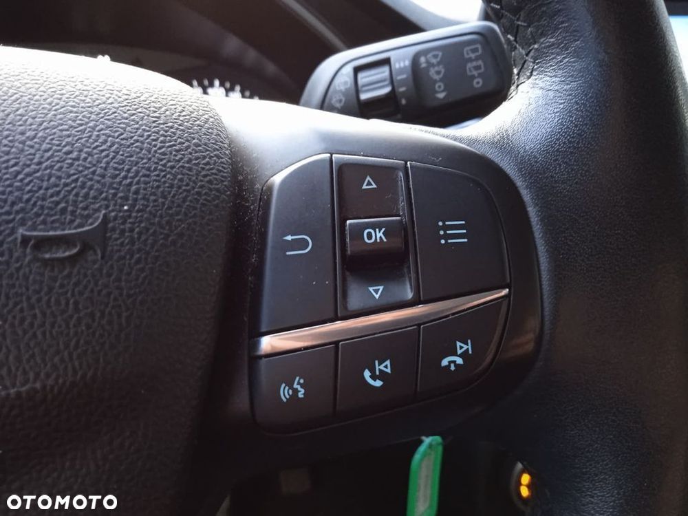 Ford Focus 1.0 EcoBoost Trend - 17