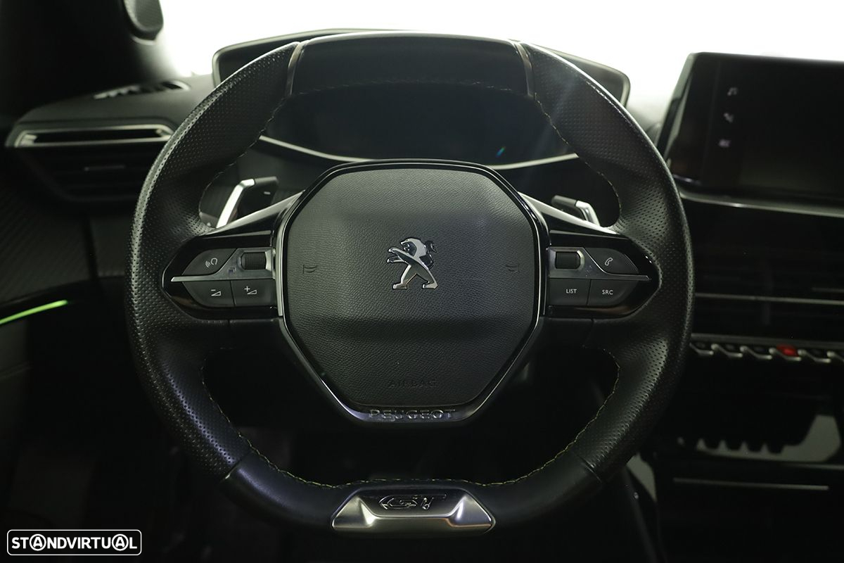 Peugeot 2008 1.2 PureTech GT EAT8 - 15