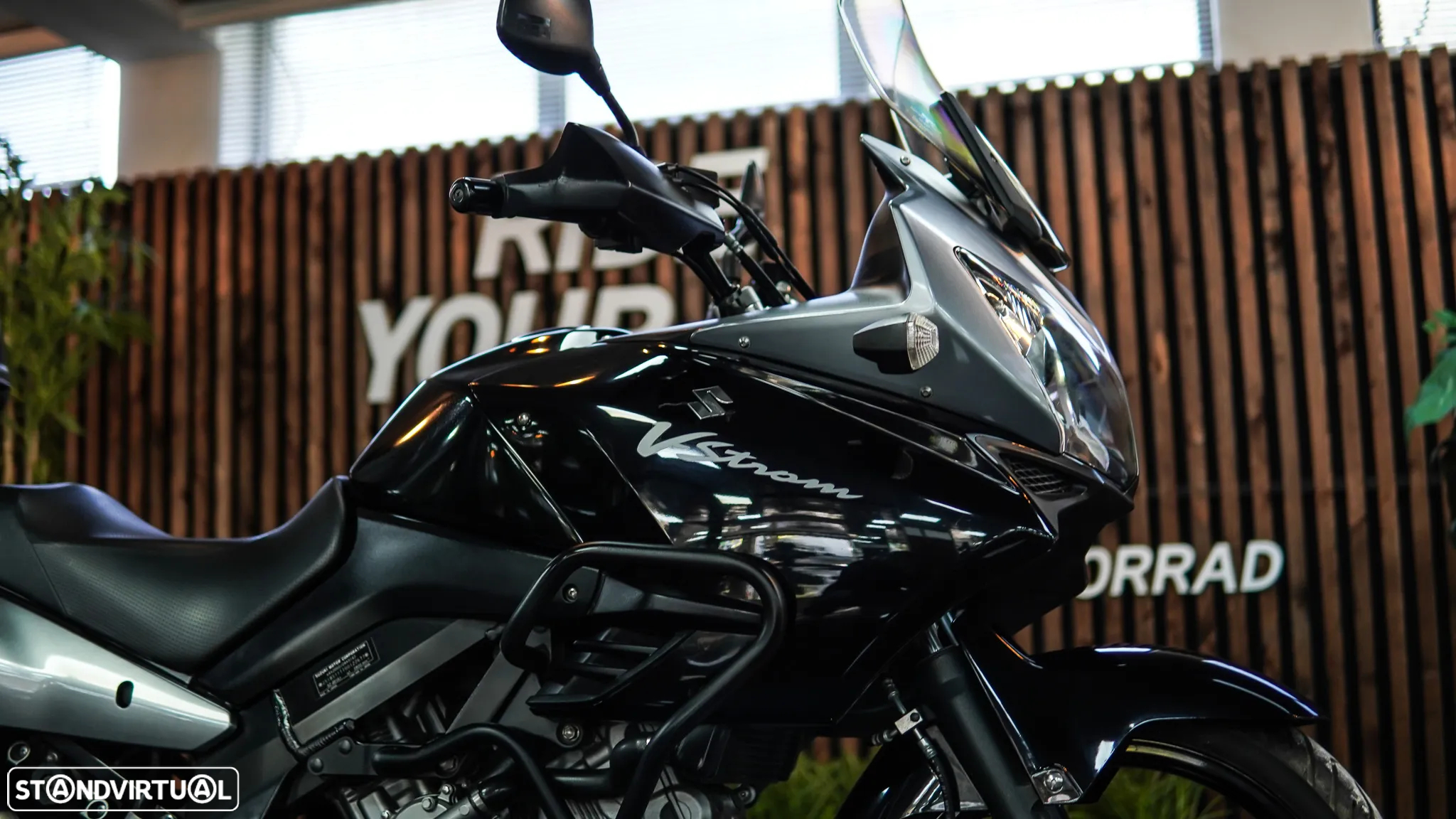 Suzuki DL V-STROM 1000 - 17