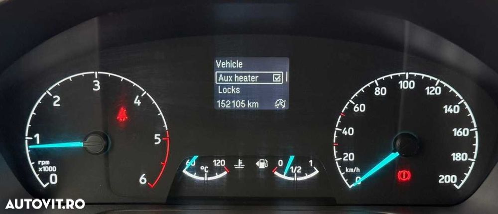 Ford TRANSIT CUSTOM - 28