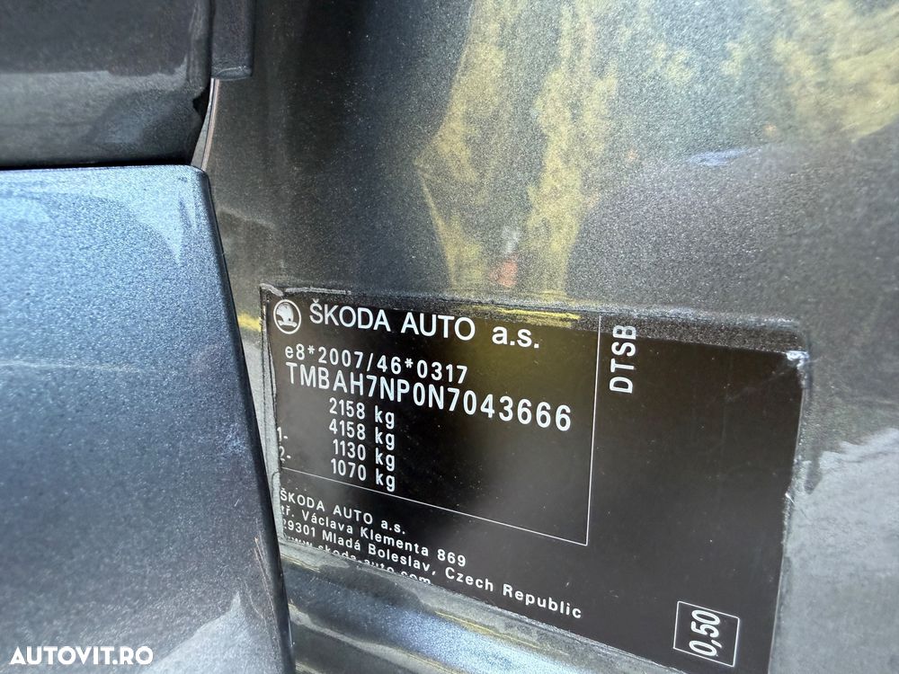 Skoda Superb 2.0 TDI DSG Ambition - 28