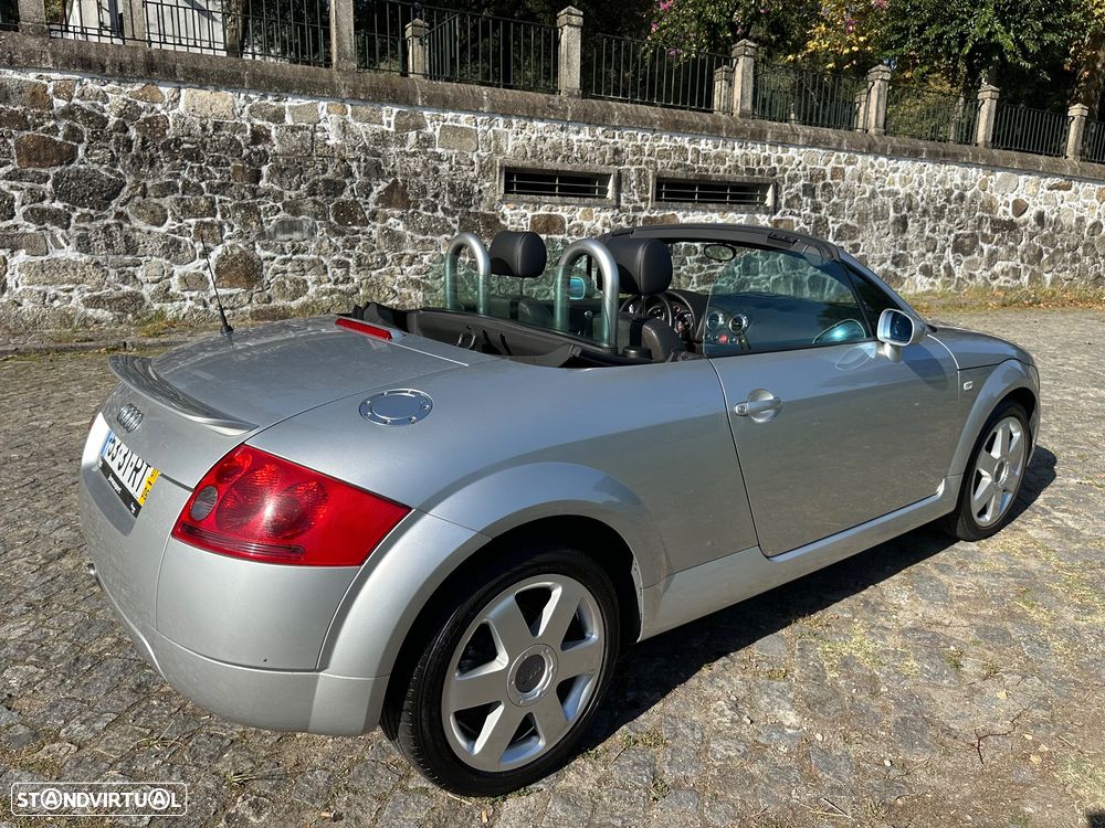 Audi TT Roadster 1.8 T S-line - 28