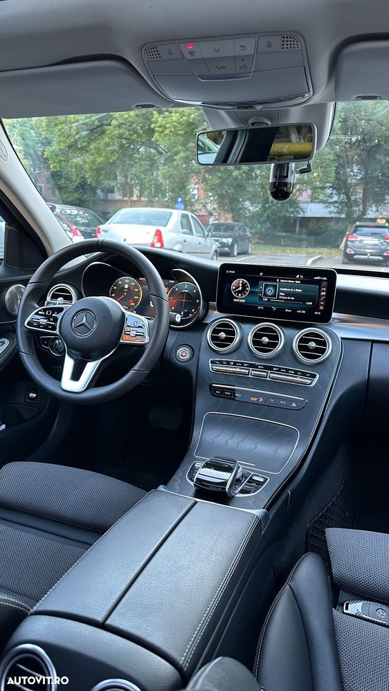 Mercedes-Benz C 220 d 4Matic T 9G-TRONIC Avantgarde - 7