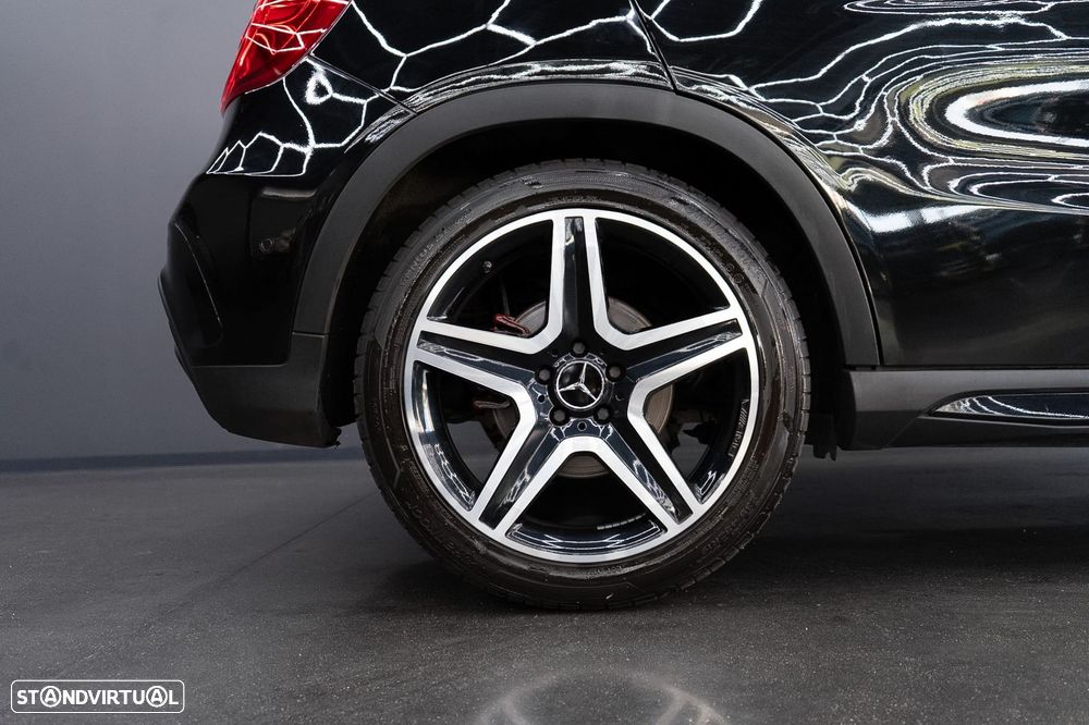 Mercedes-Benz GLA 220 d AMG Line - 14