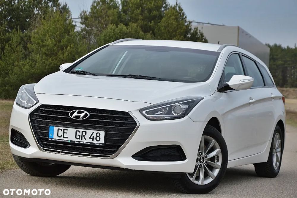 Hyundai i40 Kombi blue 1.6 Family - 5