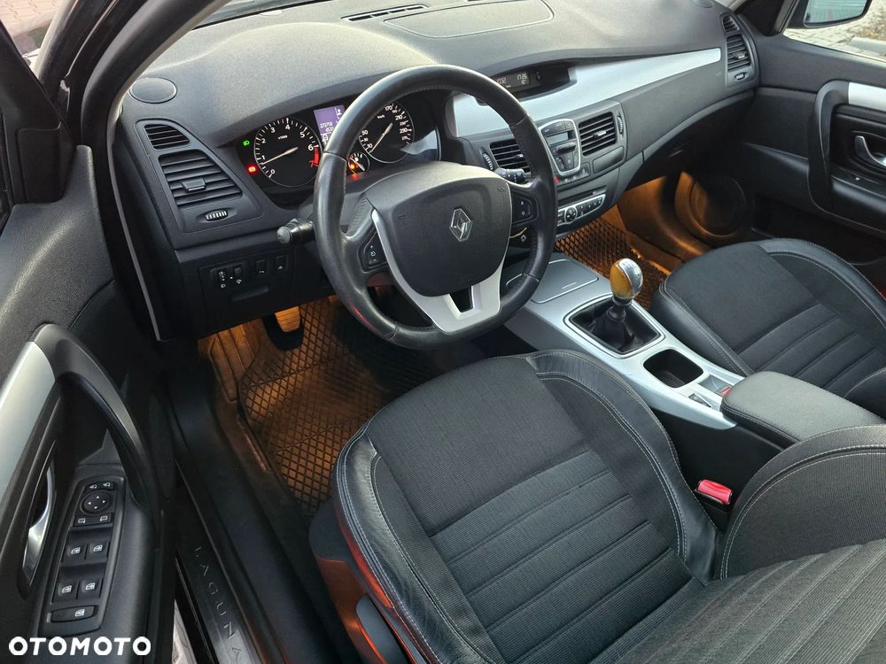 Renault Laguna 2.0 16V 140 Sportway - 19