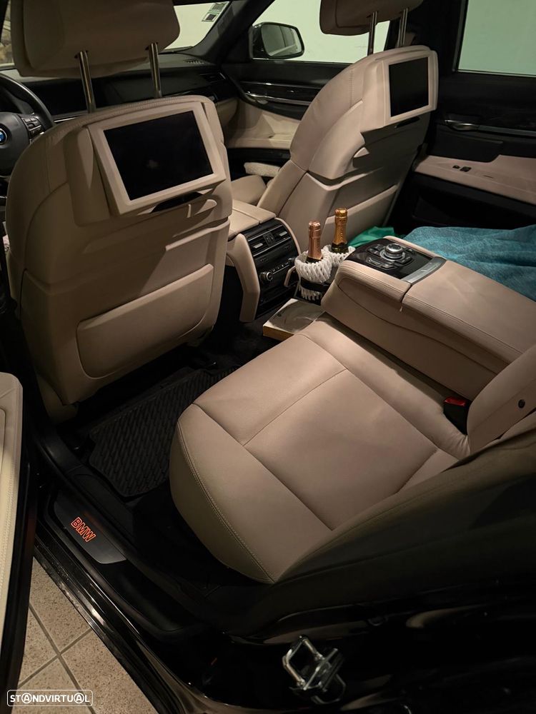 BMW 730 Ld - 7