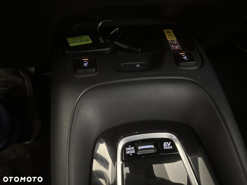 Toyota Corolla 1.8 Hybrid Comfort - 16