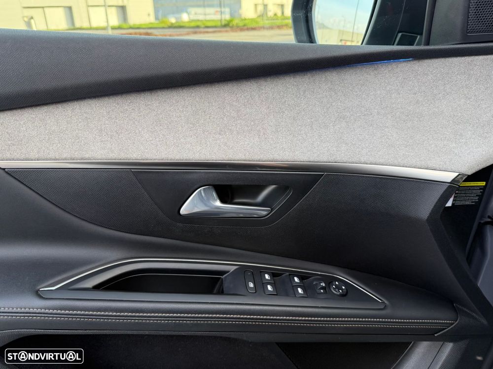 Peugeot 5008 1.5 BlueHDi GT EAT8 - 12