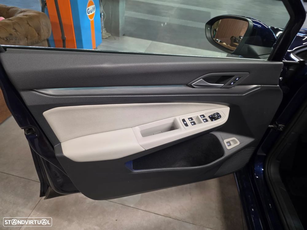 VW Golf 1.4 TSI e-Hybrid DSG - 34