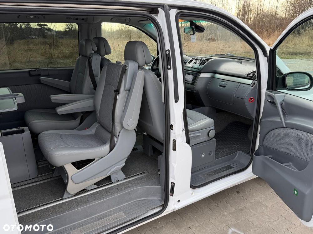Mercedes-Benz Viano - 22