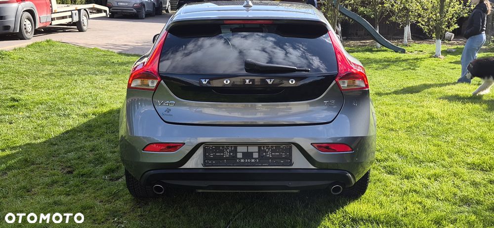 Volvo V40 T3 Momentum - 6