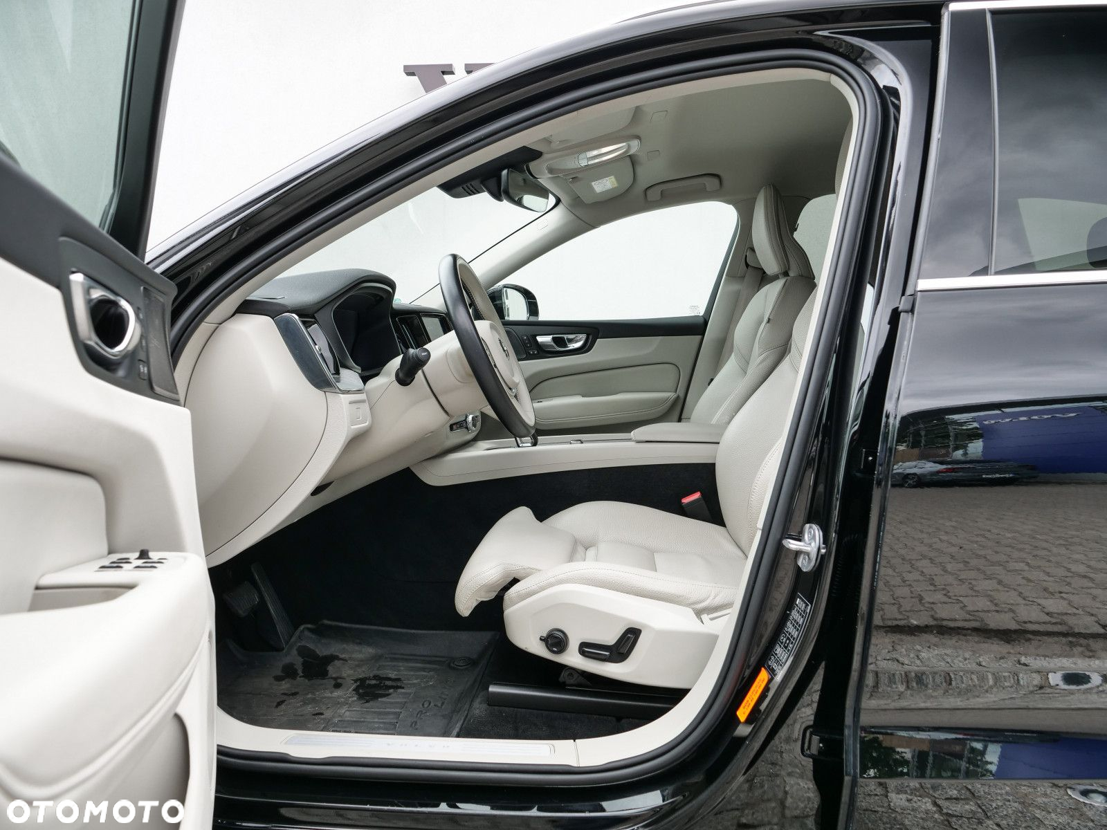 Volvo XC 60 - 13