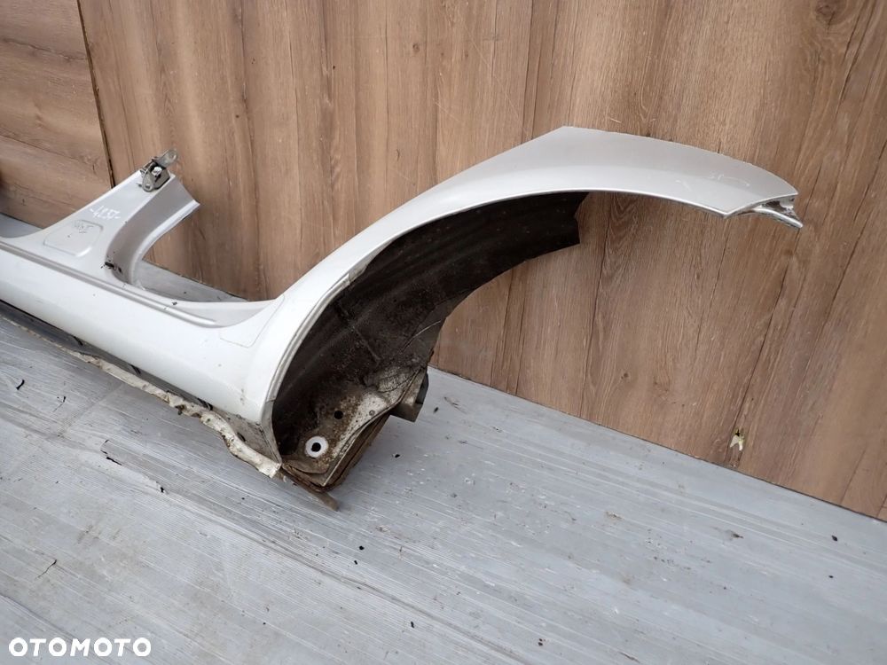 TOYOTA YARIS II 06-11 PRÓG LEWY RANT BŁOTNIKA - 4