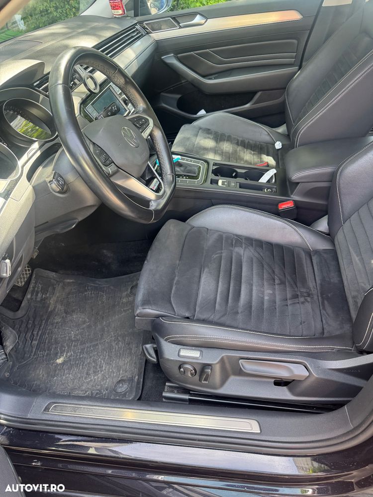 Volkswagen Passat 2.0 TDI DSG 4Mot Highline - 7