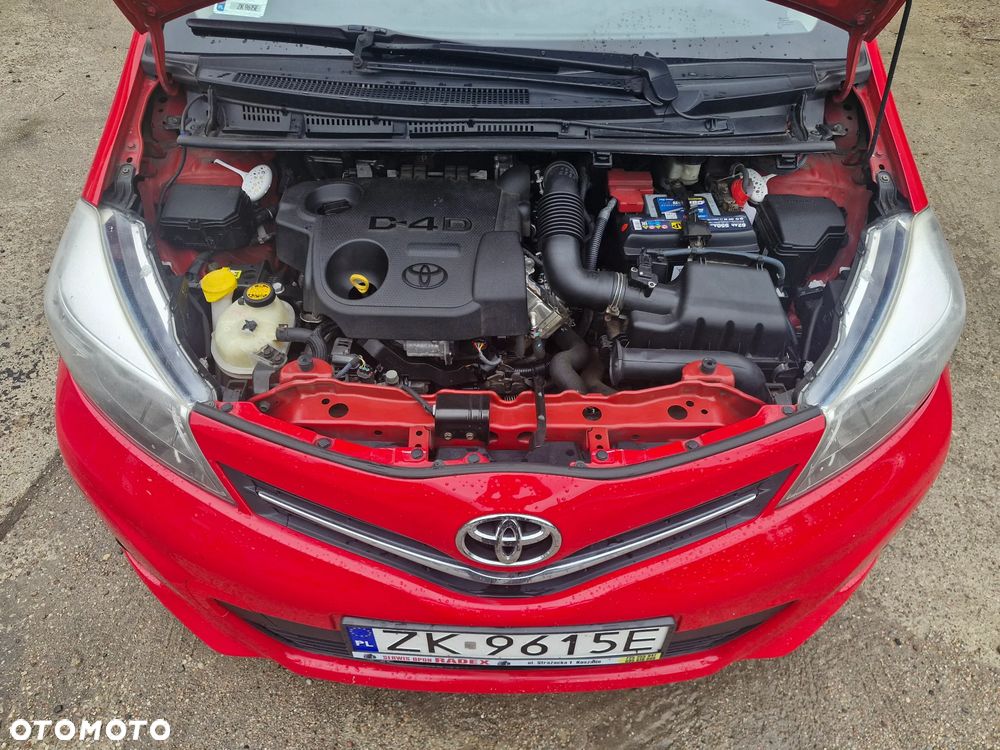 Toyota Yaris 1.4 D-4D Premium - 9