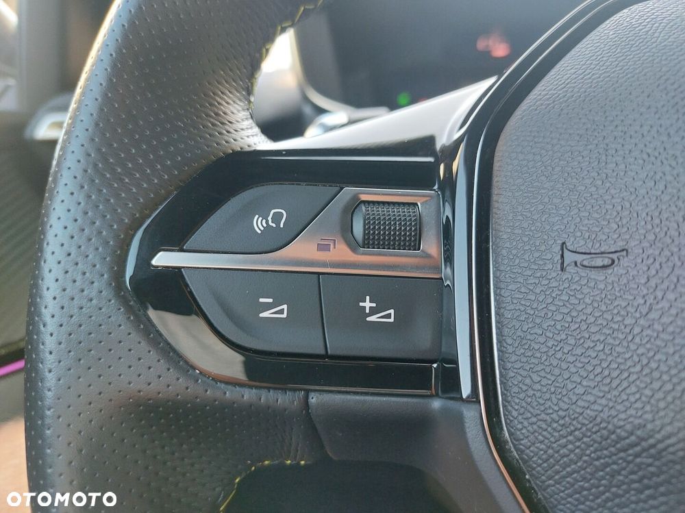 Peugeot 2008 1.2 PureTech GT S&S EAT8 - 16