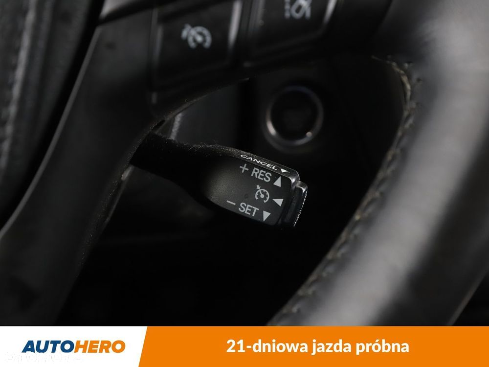 Toyota Avensis 1.8 Prestige - 27