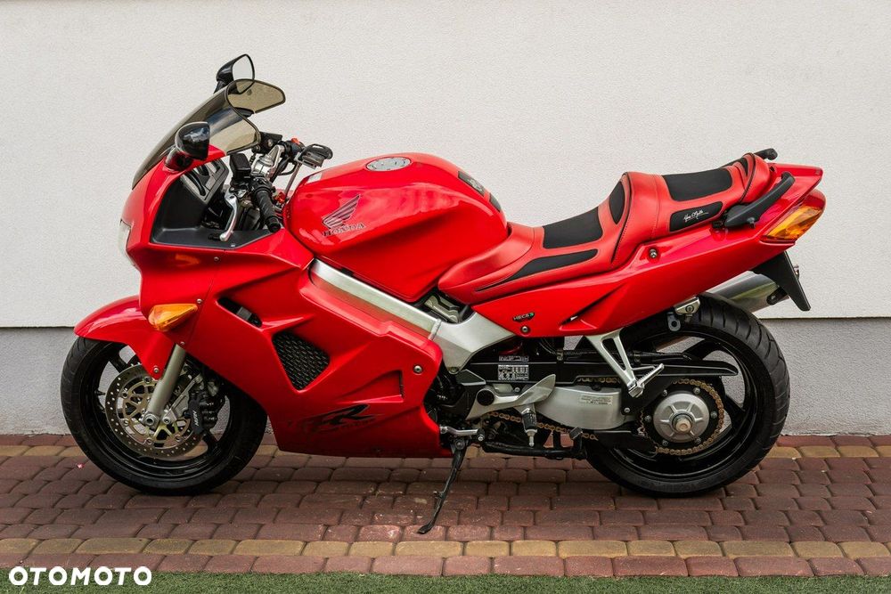 Honda VFR - 5