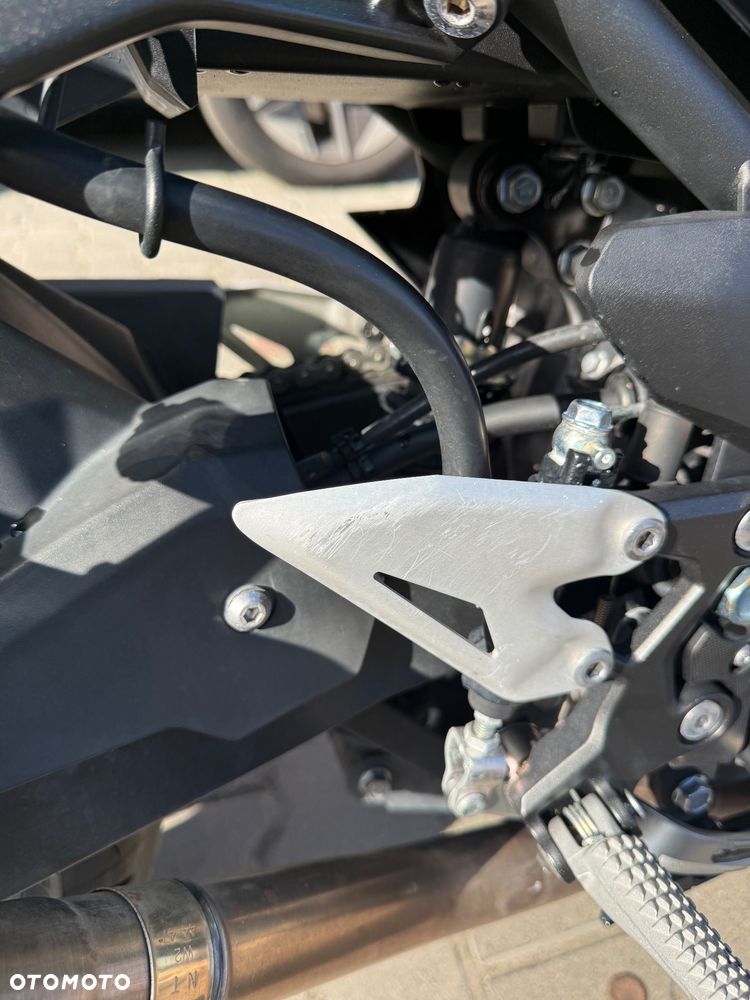Kawasaki Ninja 400 - 12