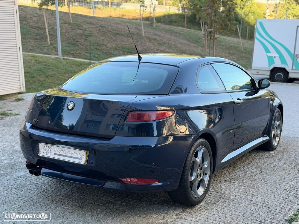 Alfa Romeo GT 1.9 JTD M-JET - 3