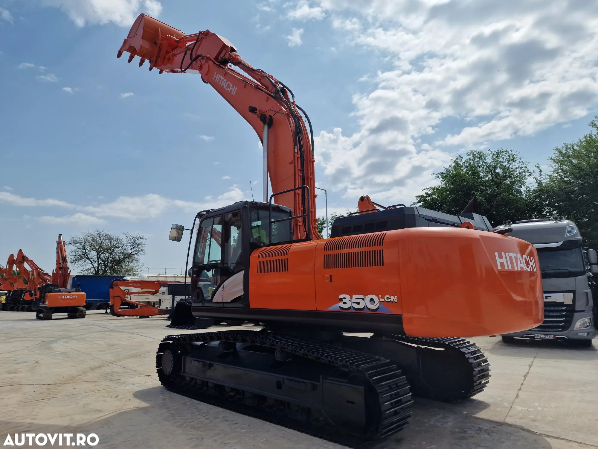 Hitachi ZX350LCN-6, 2020, 5.169h, cupa NOUA 2,2mc, Inst picon, Camera spate, Camere laterale, Lant 80% ok, Posibitate leasing 4 ani, Posibilitate inchiriere, PRET VANZARE PROMOTIONAL -126.900 EUR+Tva - 36