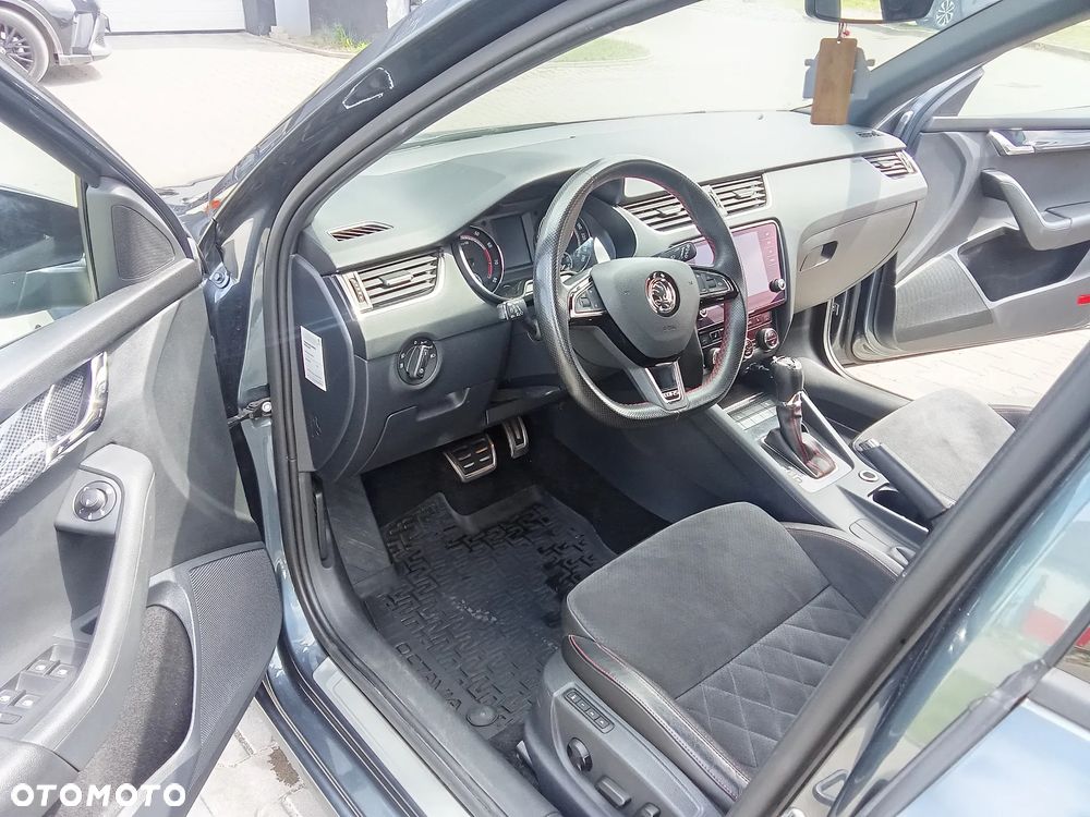Skoda Octavia 2.0 TSI RS 245 DSG - 12