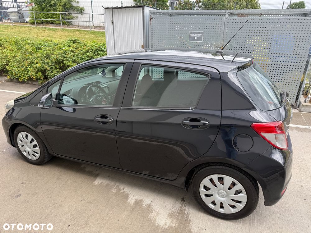 Toyota Yaris 1.0 Luna - 17