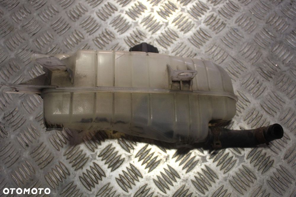 ZBIORNICZEK WYRÓWNAWCZY NISSAN NOTE E11 1.4 - 2