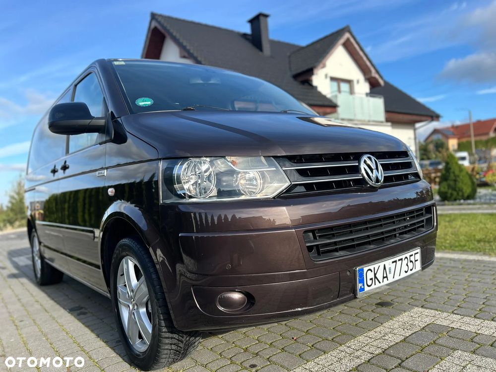 Volkswagen Caravelle - 30