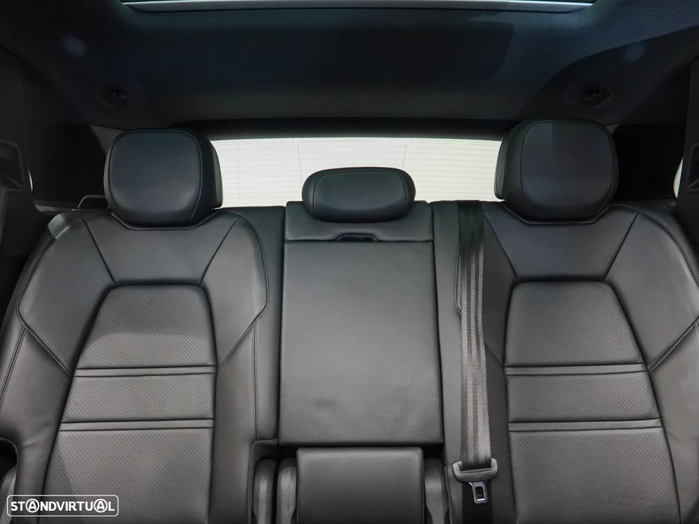 Porsche Cayenne - 15