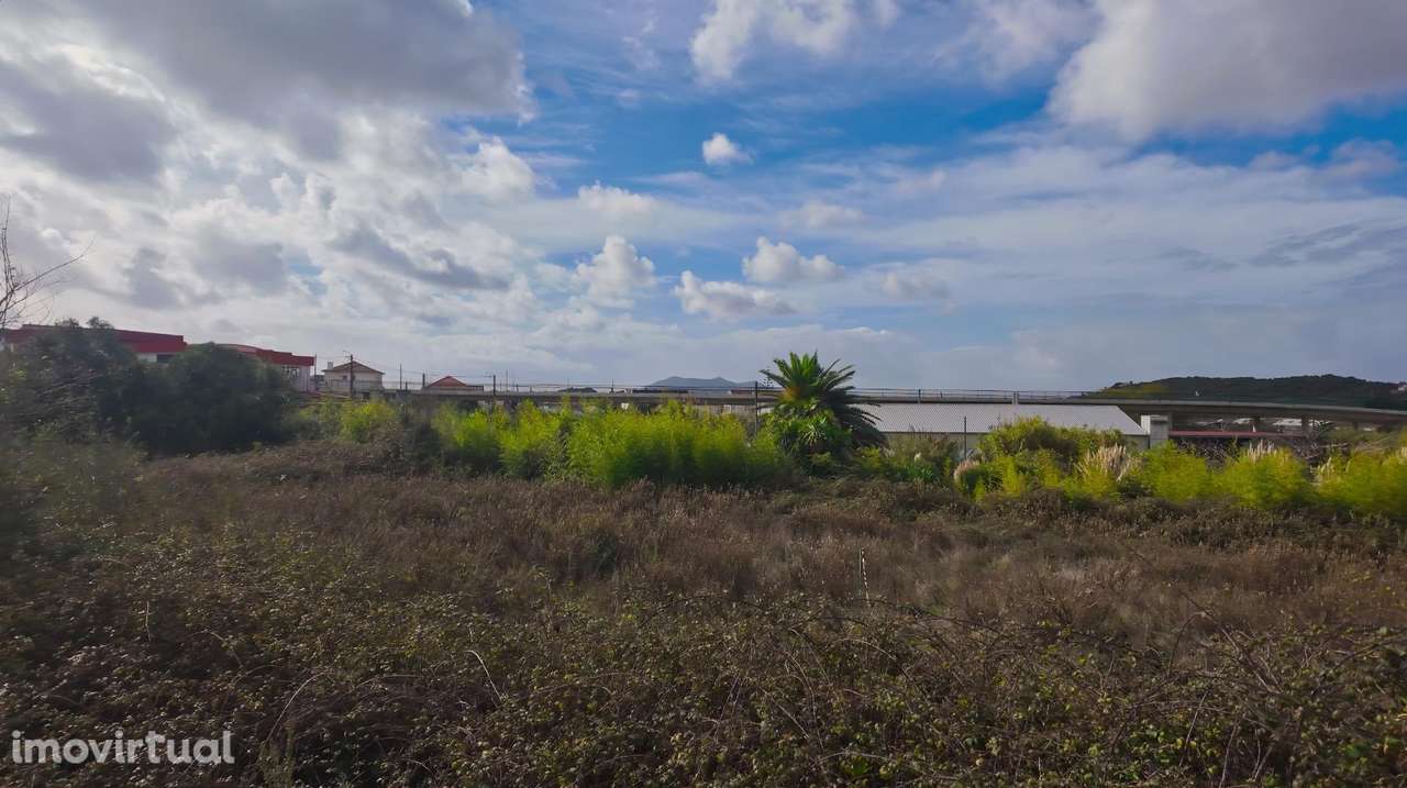 Terreno Urbanizável com 2.960 m2 e 880 m2 Edificáveis no Sabugo - Grande imagem: 5/7
