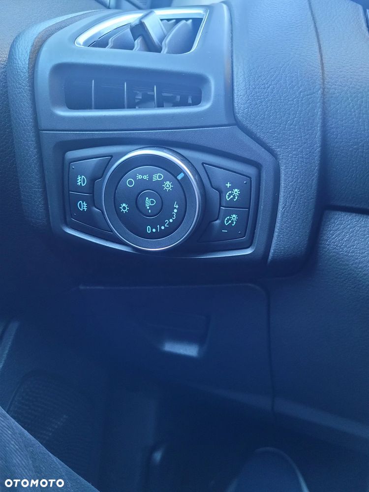 Ford Focus - 11
