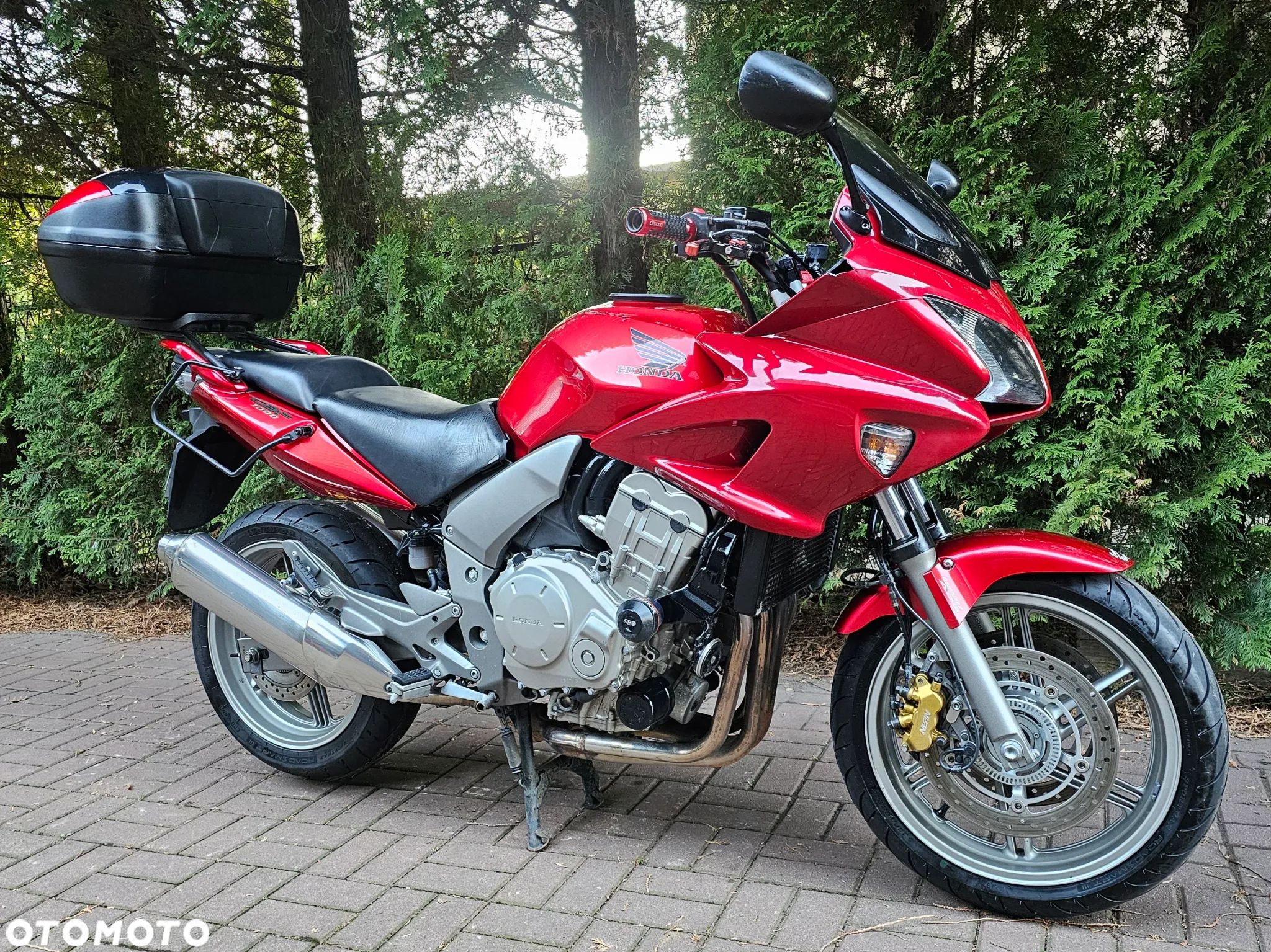 Honda CBF - 1