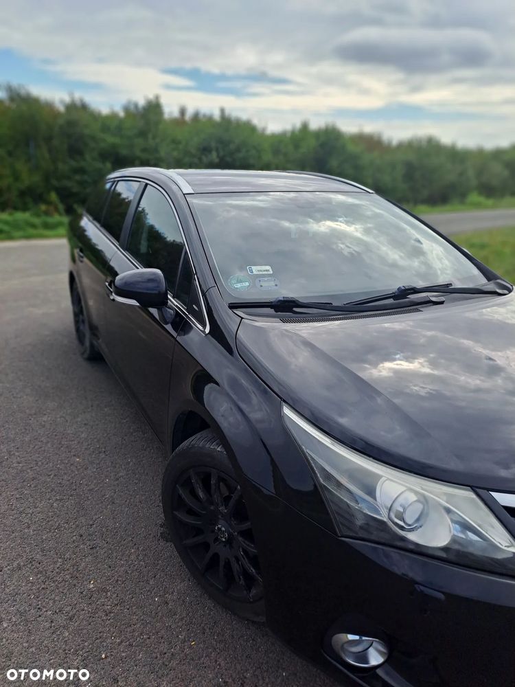 Toyota Avensis 2013 photo 3