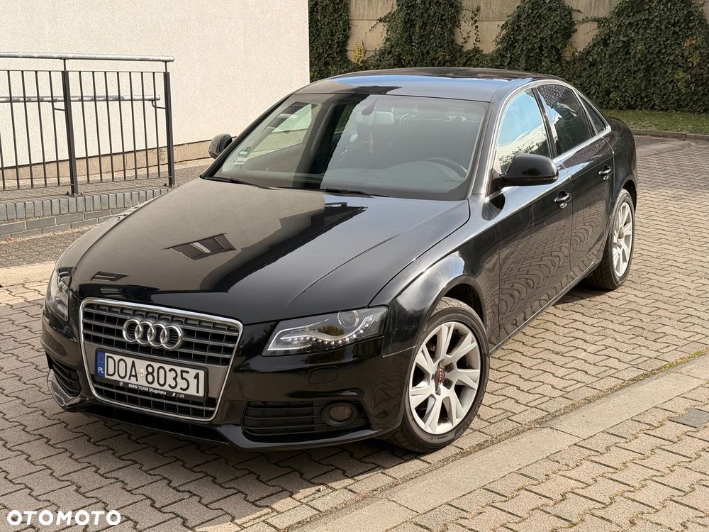 Audi A4 Limousine - 9