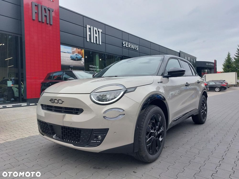 Fiat 600 1.2 Turbo Sport eDCT - 2
