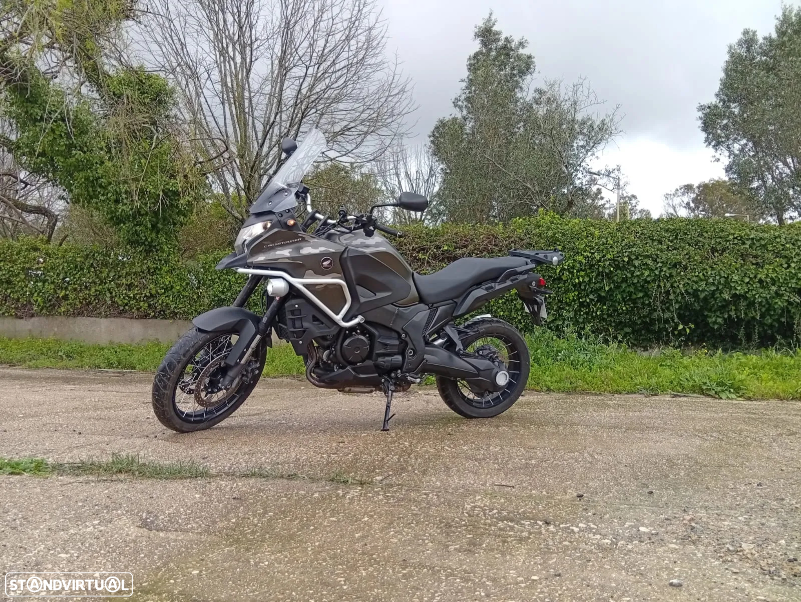 Honda VFR - 7