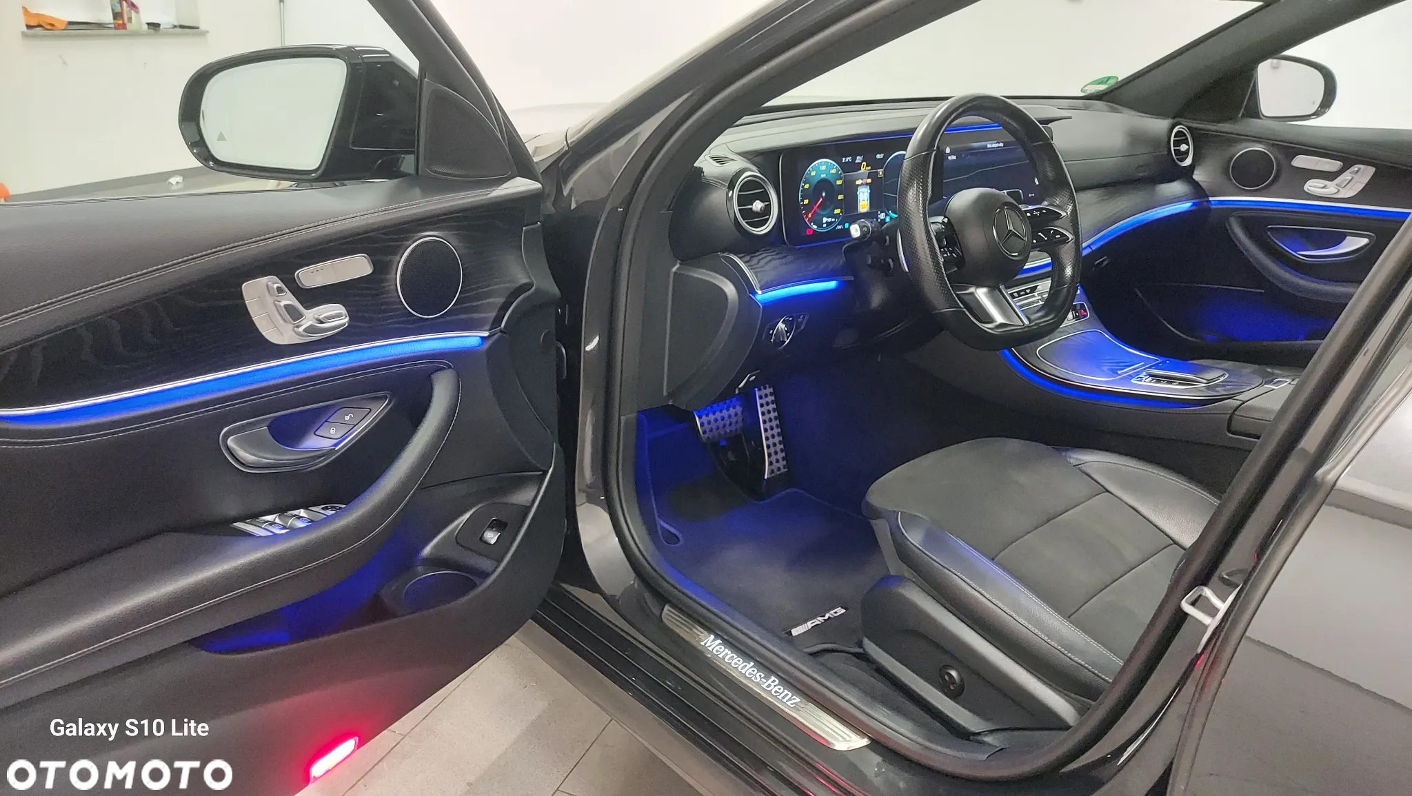 Mercedes-Benz Klasa E 300 de 9G-TRONIC - 5