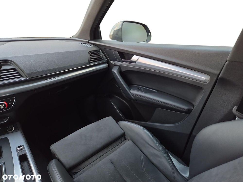 Audi Q5 Sportback - 23