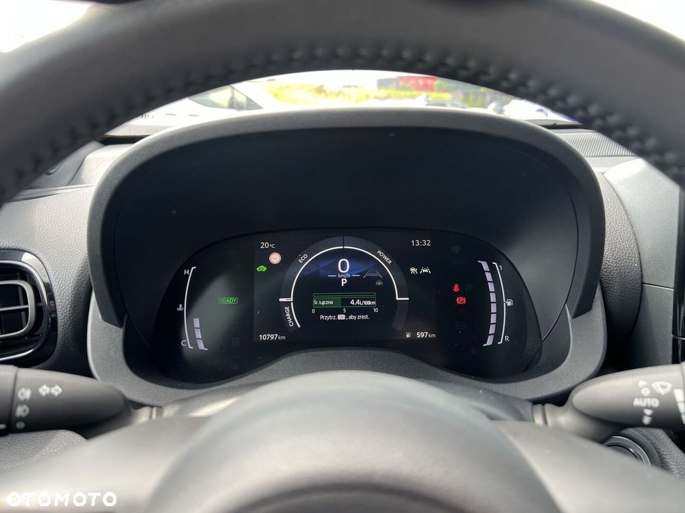Toyota Yaris Cross Hybrid 1.5 Style - 14