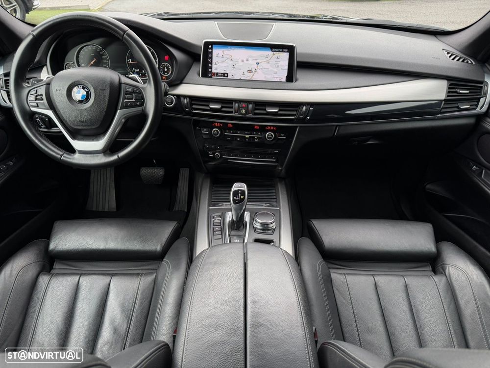 BMW X5 25 d sDrive Comfort 7L - 25
