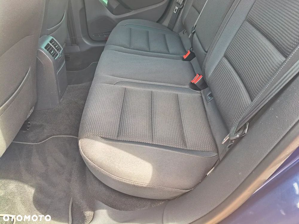 Volkswagen Golf 1.2 TSI Team - 34