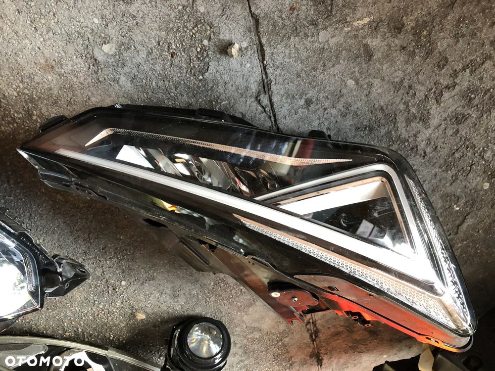Cupra Formentor Full Led lampa prawa 5FG941008h - 1