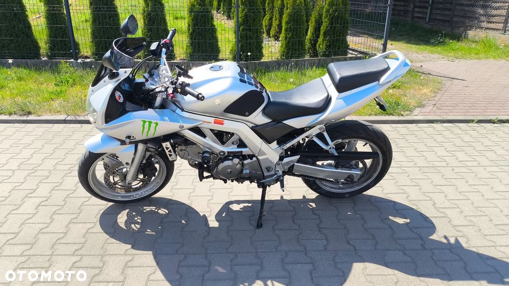 Suzuki SV - 4