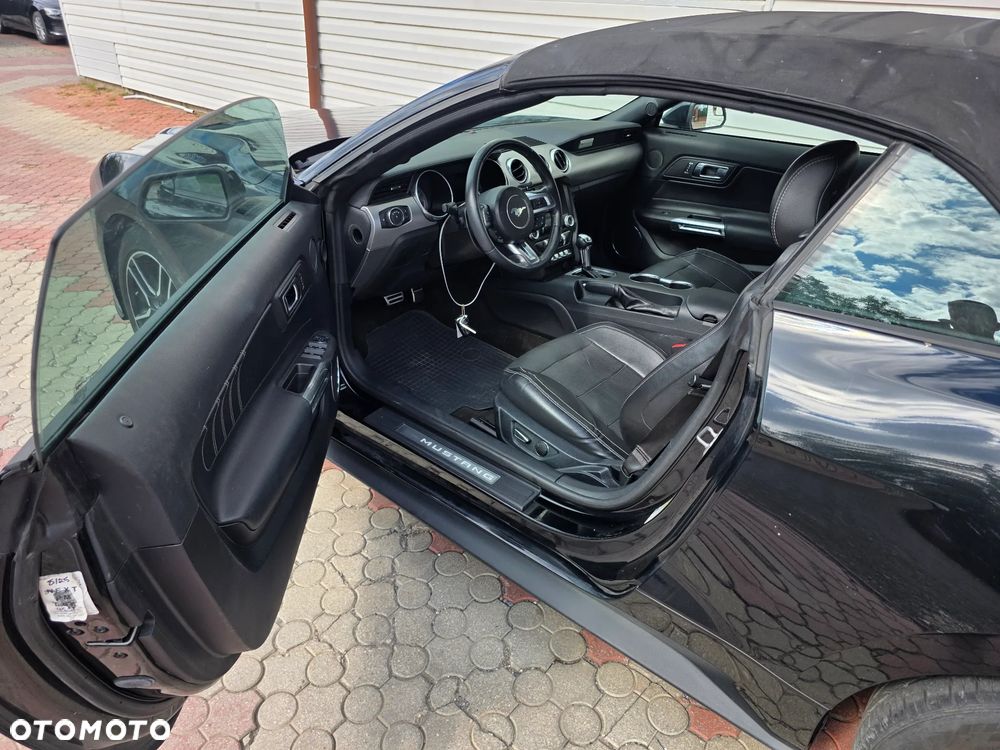 Ford Mustang Cabrio 2.3 Eco Boost - 28