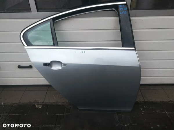 Drzwi Prawy Tył Opel Insignia HB Kod Lakieru Z 179