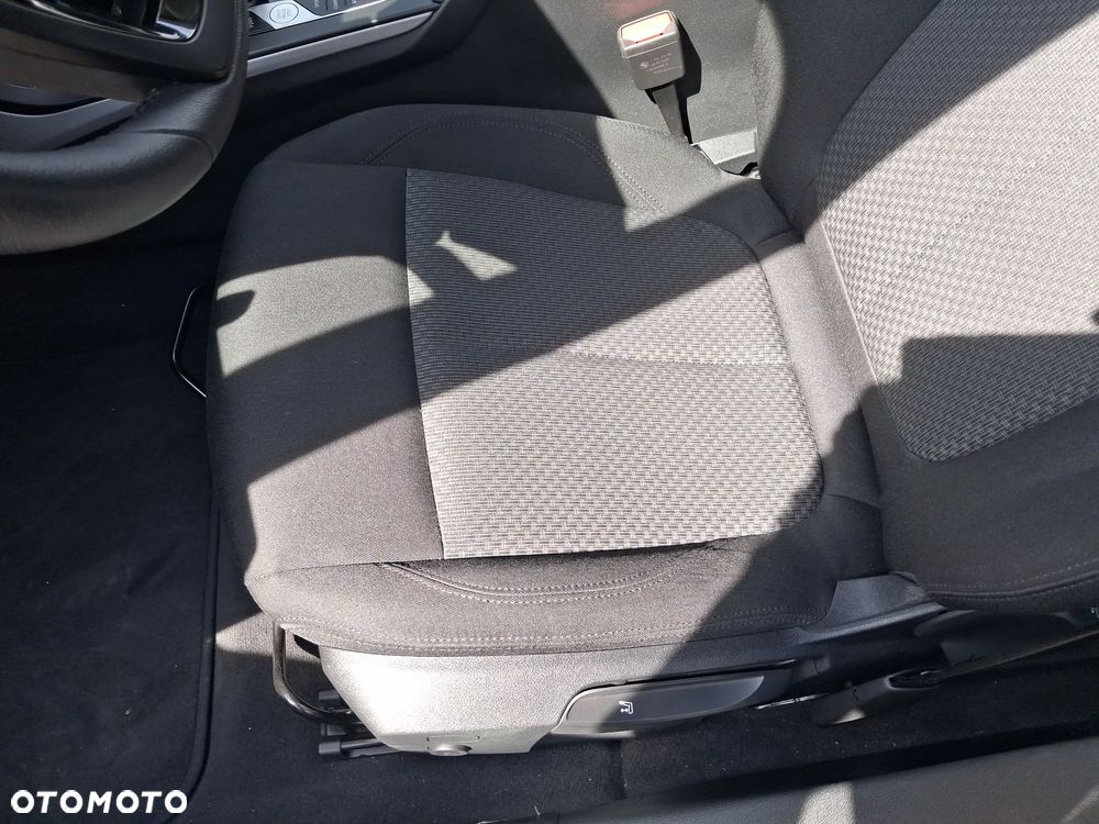 BMW Seria 1 118i Advantage - 12