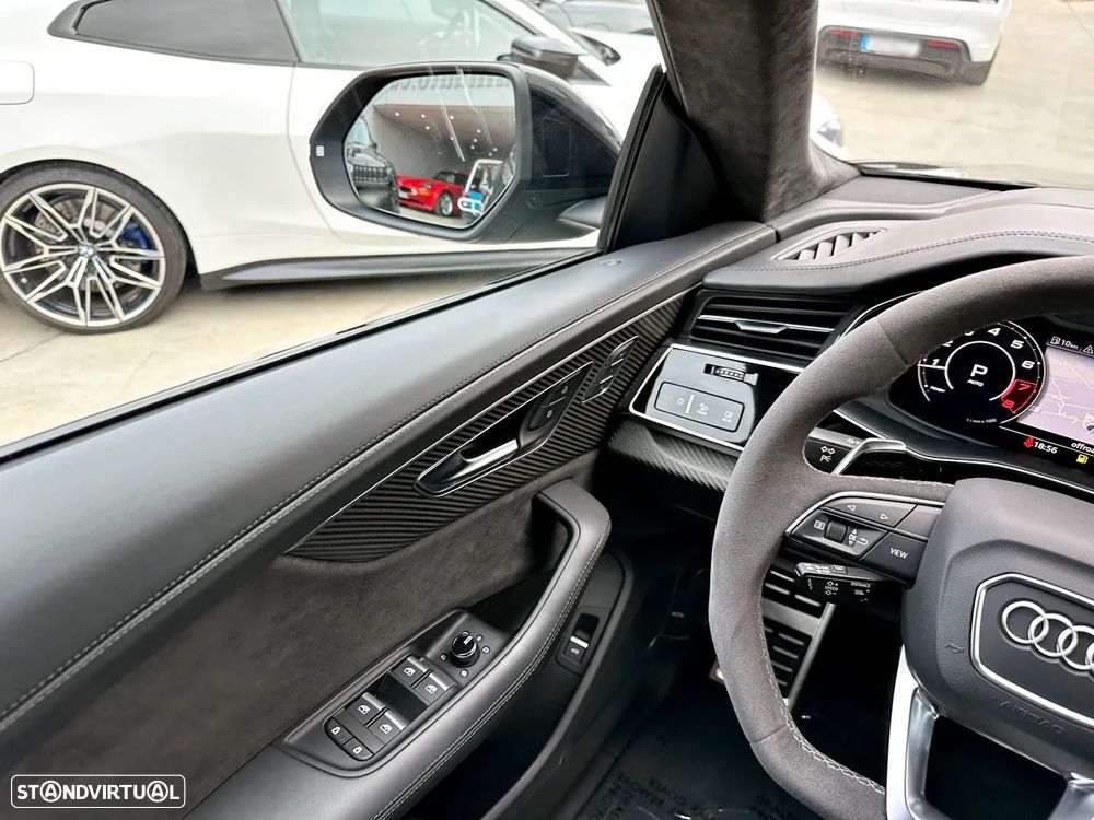 Audi RS Q8 4.0 TFSI quattro Tiptronic - 17
